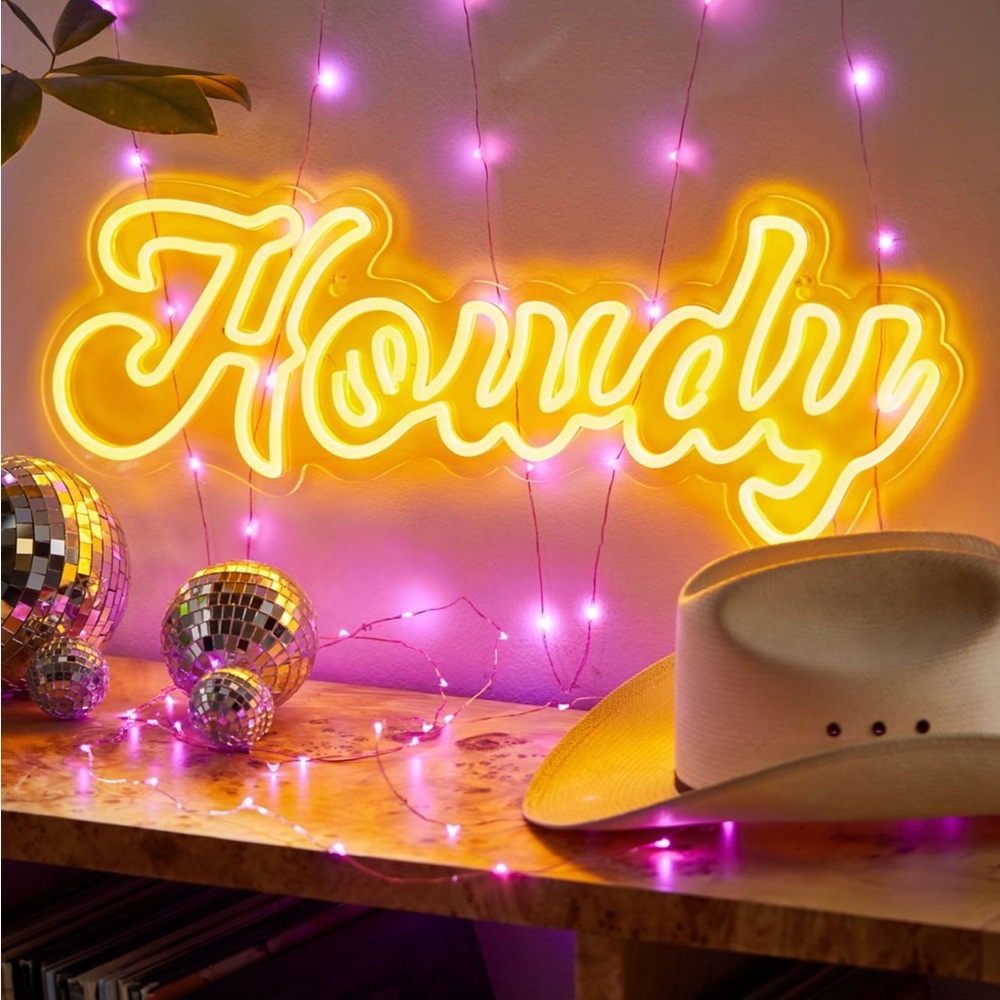 UO Neon Howdy Sign